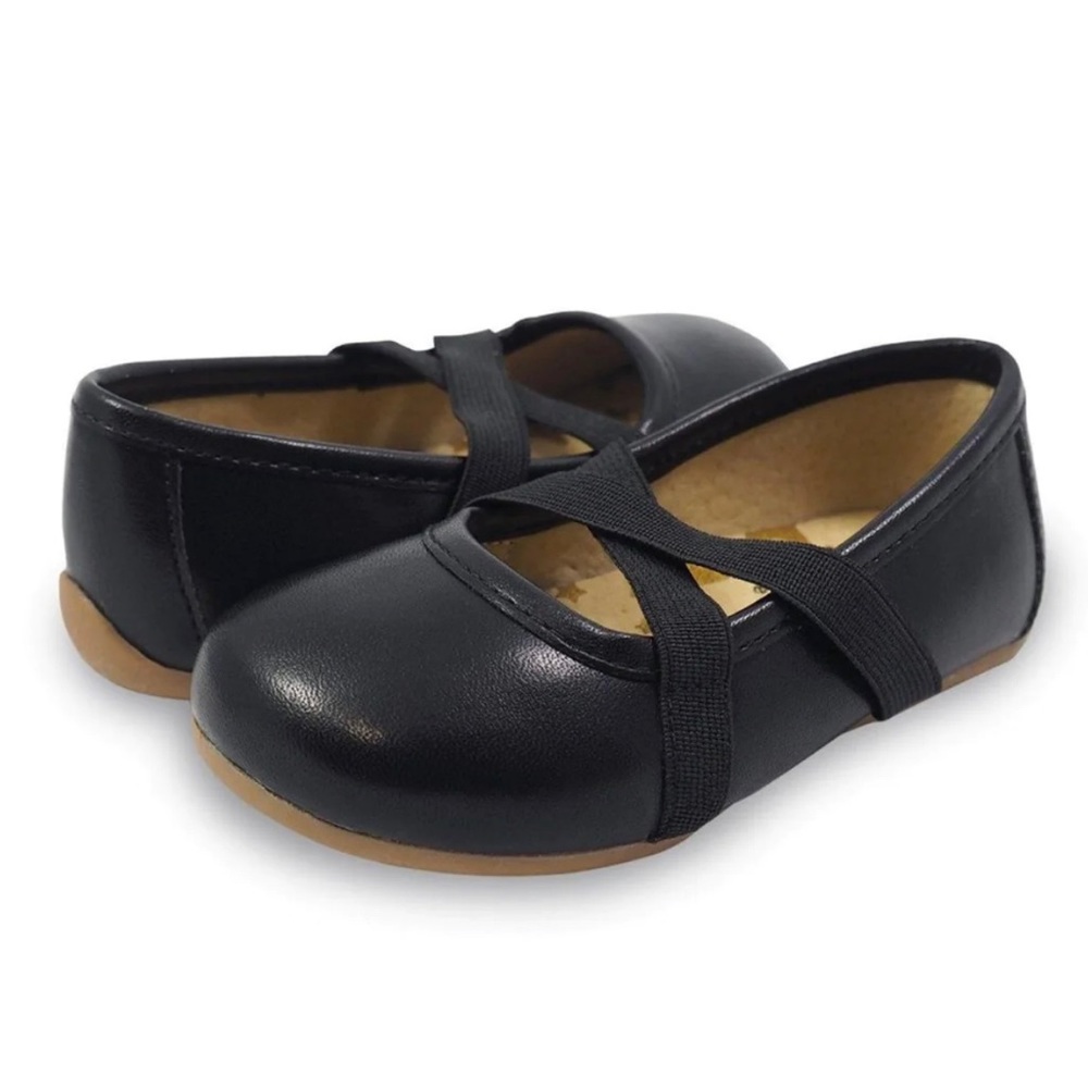 Livie and Luca Black Flats Aurora Size 2